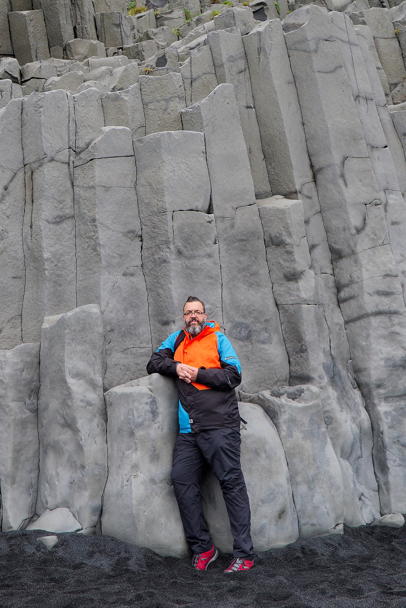 Anton Montero en Islandia · Playa de Reynisfjara